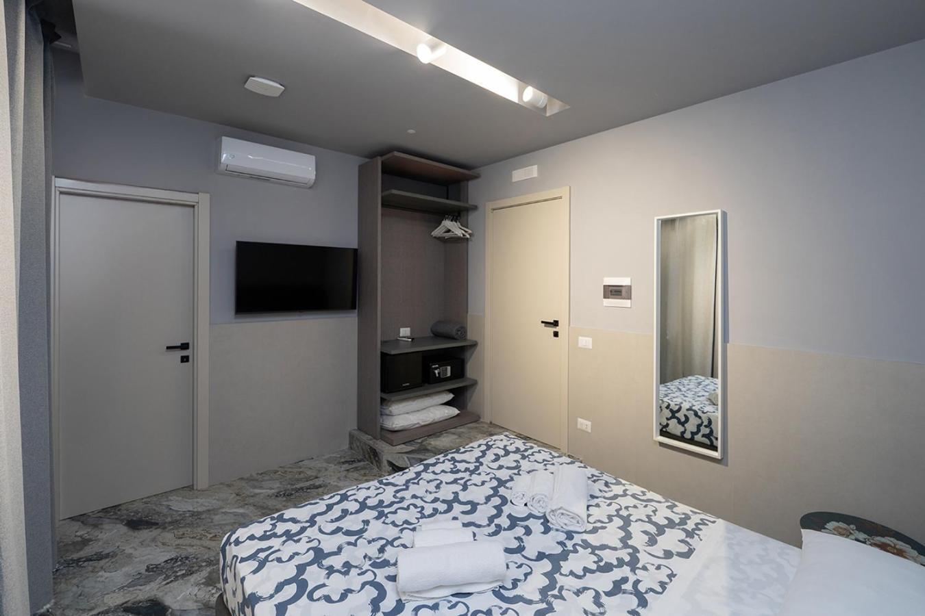 Mia Suites Hotel Bella Capri Naples Exterior photo